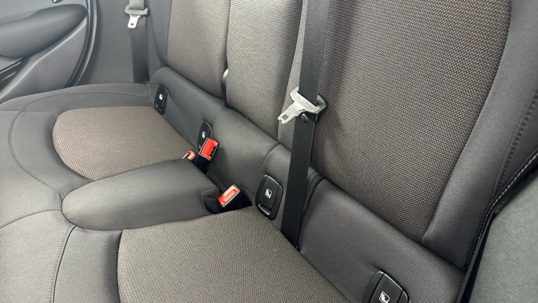 MINI Hatchback 1.5 Cooper Classic 5dr Petrol Hatchback